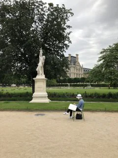 Drawing in the tuileries