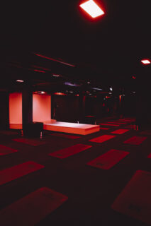 Mon Q Club - Alek Katar