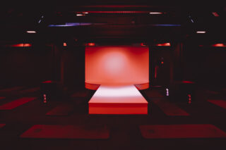 Mon Q Club - Alek Katar